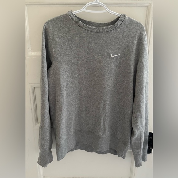 Nike Crewneck Sweater - Picture 6 of 6